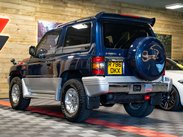 Mitsubishi Pajero 6