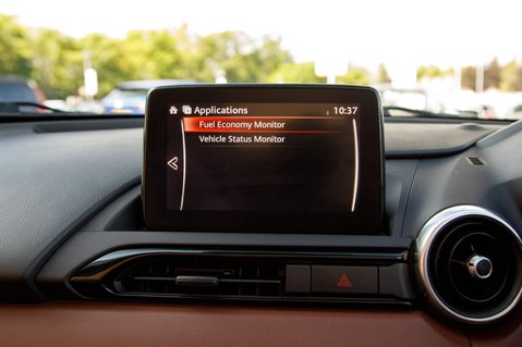 Mazda MX-5 RF SPORT NAV 27