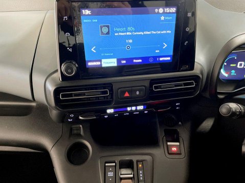 Citroen Berlingo 50kWh Flair XTR M MPV 5dr Electric Auto (7.4kW Charger) (136 ps) Sat Nav 17