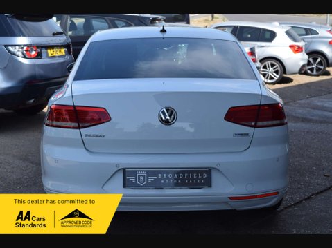 Volkswagen Passat 2.0 Passat SE Business TDI BlueMotion Technology 4dr 3