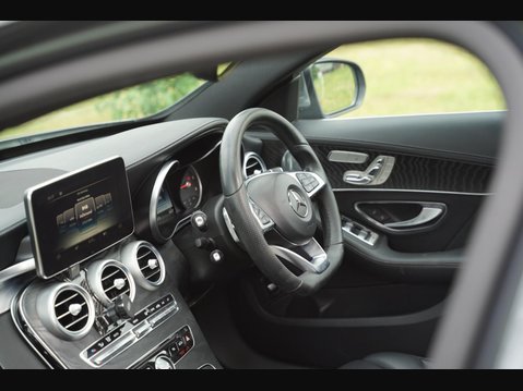 Mercedes-Benz C Class 2.1 C250d AMG Line (Premium Plus) G-Tronic+ Euro 6 (s/s) 4dr 16