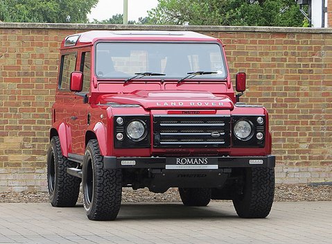 Land Rover Defender 90 XS 1