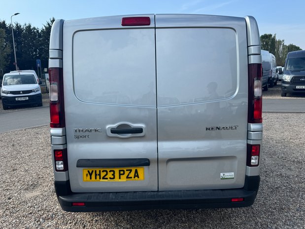 Renault Trafic LWB L2H1 Low Roof Sport Ll30 Air Con Sensors EURO 6 7
