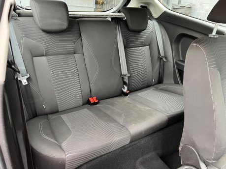 Ford Fiesta ZETEC 12