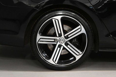 Volkswagen Golf 2.0 Golf R TSi 4Motion Semi-Auto 4WD 5dr 31