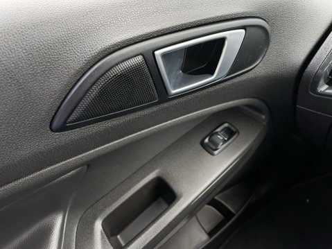 Ford Ecosport 1.5 Titanium Powershift 2WD Euro 5 5dr 43