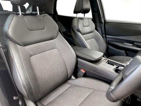 Nissan ARIYA 63kWh Advance SUV 5dr Electric Auto 7.4kW Charger (217 ps) 11