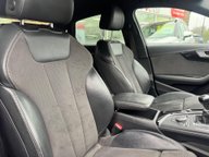 Audi A4 2.0 TFSI 35 Black Edition Euro 6 (s/s) 4dr 10