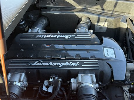 Lamborghini Murcielago LP760-4 SV 83