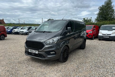 Ford Transit Custom SWB L1H1 Low Roof Limited 280 Air Con Sensors Sport Bodytkit Fitted EURO 6 
