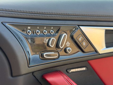 Jaguar F-Type 5.0 F-Type S V8 Auto 2dr 33