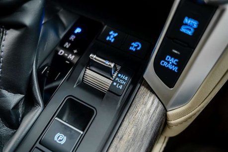 Toyota Land Cruiser ZX300 3.5 Automatic Petrol 42