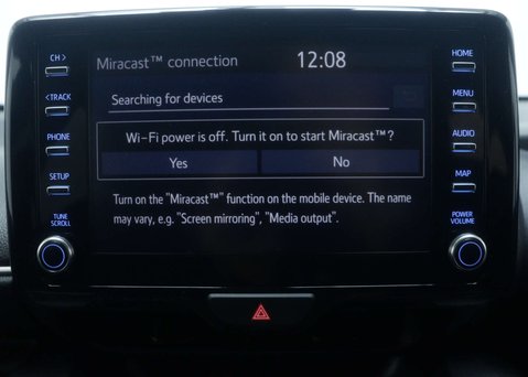 Toyota Yaris 1.5 Yaris Design HEV CVT 5dr 23