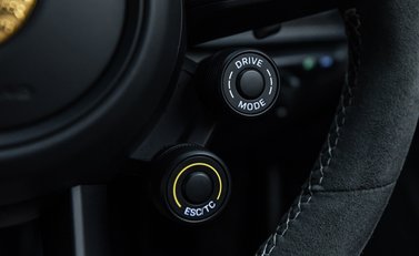 Porsche 911 GT3 RS (992) 15