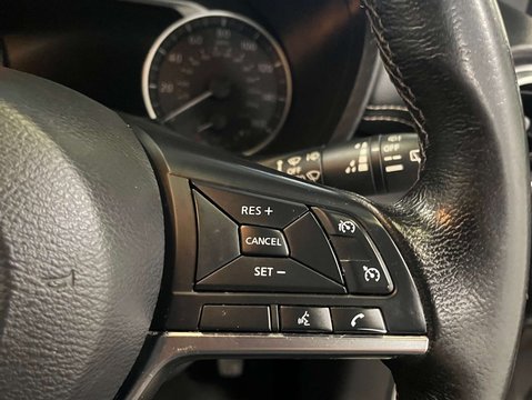 Nissan Juke 1.0 Juke N-Connecta DiG-T 5dr 15