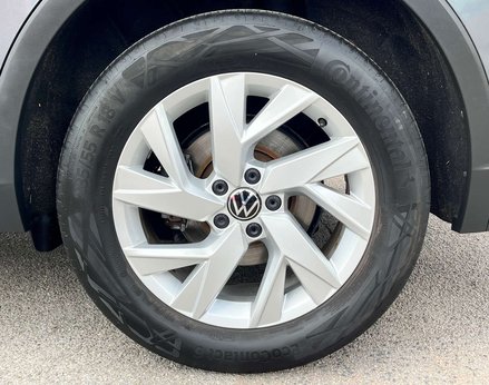 Volkswagen Tiguan 1.5 Tiguan Allspace Life TSi Semi-Auto 5dr 13