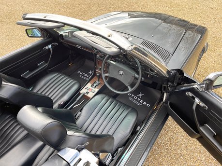 Mercedes-Benz SL Series 300 SL 52