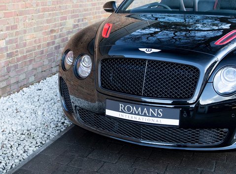 Bentley Continental Supersports Convertible ISR 24