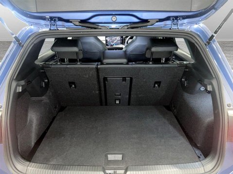 Volkswagen Golf 1.5 eTSI MHEV Black Edition Hatchback 5dr Petrol Hybrid DSG Euro 6 (s/s) (1 21