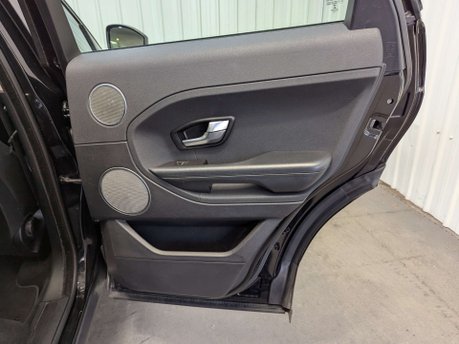 Land Rover Range Rover Evoque 2.2 Range Rover Evoque Pure Tech SD4 Auto 4WD 5dr 58