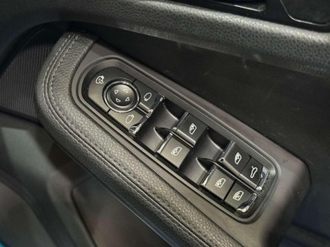 Porsche Macan 3.0T V6 S SUV 5dr Petrol PDK 4WD Euro 6 (s/s) (354 ps) 47