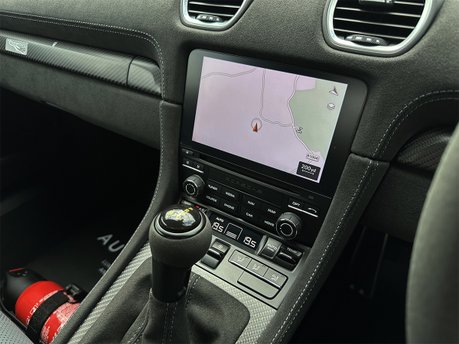 Porsche 718 CAYMAN GT4 RS PDK 90