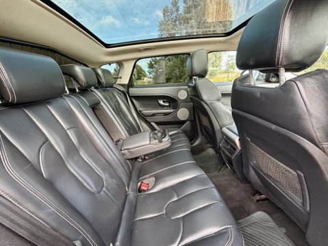Land Rover Range Rover Evoque SD4 PRESTIGE LUX Massive Spec Panoramic Roof Great Value 3