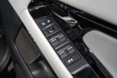Land Rover Range Rover Evoque 1.5 Range Rover Evoque Autobiography PHEV Auto 4WD 5dr 32