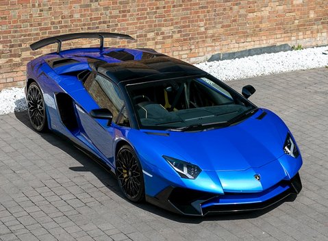 Lamborghini Aventador SV LP750-4 Roadster 12