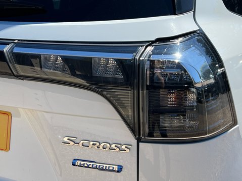 Suzuki S-Cross ULTRA BOOSTERJET ALLGRIP MHEV 15