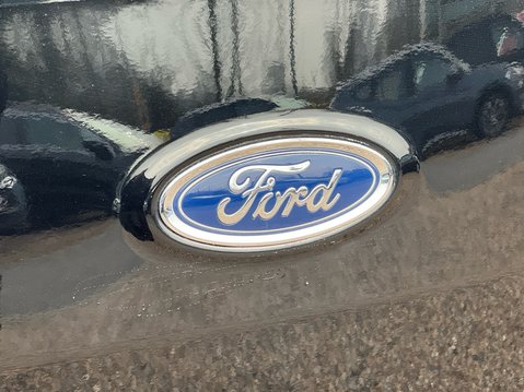 Ford Transit Courier SPORT TDCI 21