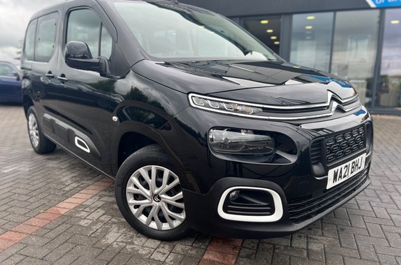 Citroen Berlingo BLUEHDI FEEL M WHEELCHAIR RAMP 4