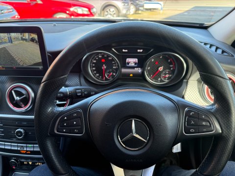 Mercedes-Benz A Class A 180 D SPORT 14