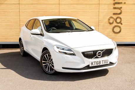 Volvo V40 T2 MOMENTUM NAV PLUS
