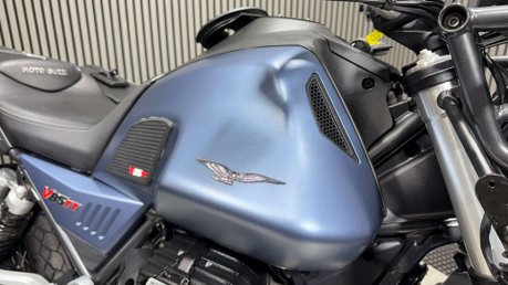 Moto Guzzi V85 850 TT 2019 37K MOT SEPTEMBER 2027 PANNIERS ADVENTURE BIKE 28