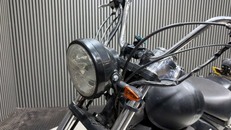 Suzuki Intruder 125 VL 2001 ONLY 13K CRUISER V TWIN PROJECT BIKE 125CC LEARNER 9