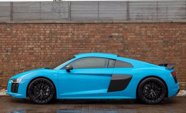 Audi R8 V10 Plus 2