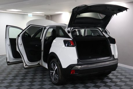 Peugeot 3008 PURETECH S/S ALLURE 21