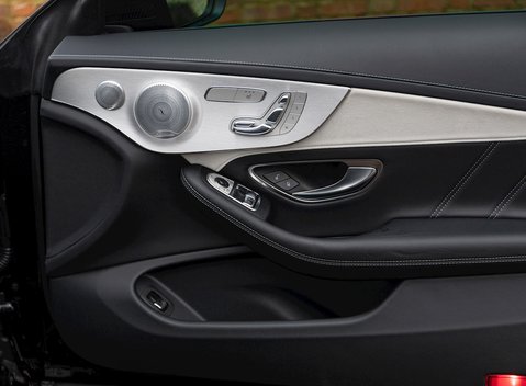 Mercedes-Benz C63 S Premium Plus 22