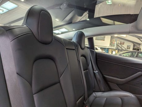 Tesla Model 3 Model 3 Long Range AWD 4WD 4dr 62