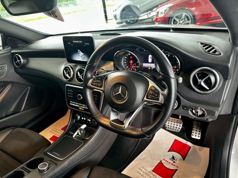 Mercedes-Benz CLA Class 1.6 CLA200 AMG Line Night Edition (Plus) Shooting Brake 7G-DCT Euro 6 (s/s) 48