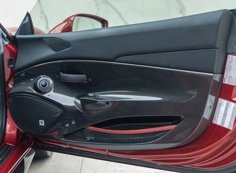 Ferrari 488 Pista 27