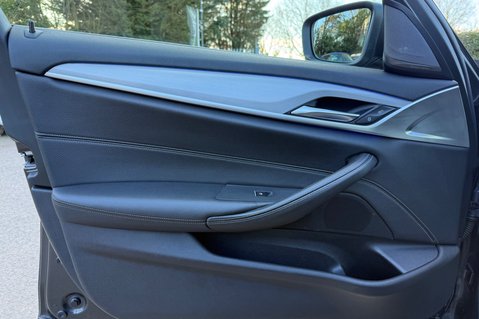 BMW 5 Series 520I SE TOURING AUTOMATIC ESTATE TOURING - HARMAN KARDON - AMBIENT LIGHTING 24