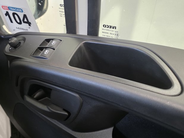 Iveco Daily Daily 35C14 Diesel 2.3 High Roof Business Van 4100L WB Hi-Matic 24