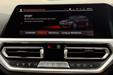 BMW 3 Series 330E M SPORT TOURING - HYBRID - APPLE CAR PLAY - 2 OWNERS - CAMERA -NEW MOT 40