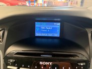 Ford Focus 1.6 TDCi Titanium Euro 5 (s/s) 5dr 27