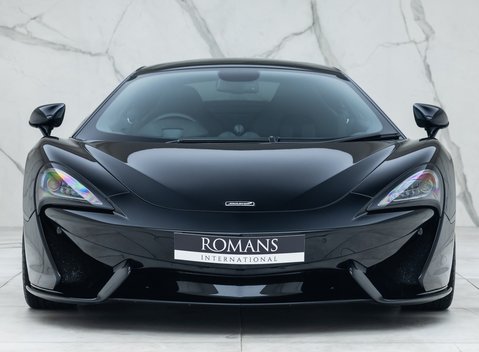 McLaren 570 GT MSO Black Collection 7