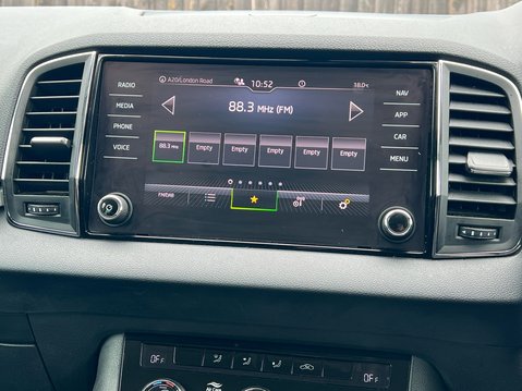 Skoda Karoq SE TECHNOLOGY TSI DSG 12