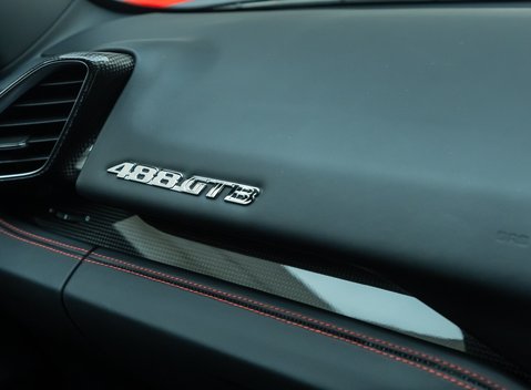 Ferrari 488 GTB 21