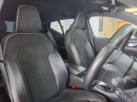Volvo XC40 1.5 T3 R-Design Euro 6 (s/s) 5dr 81
